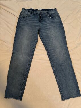 Carve Designs Faded Blue Ankle Crop Jeans